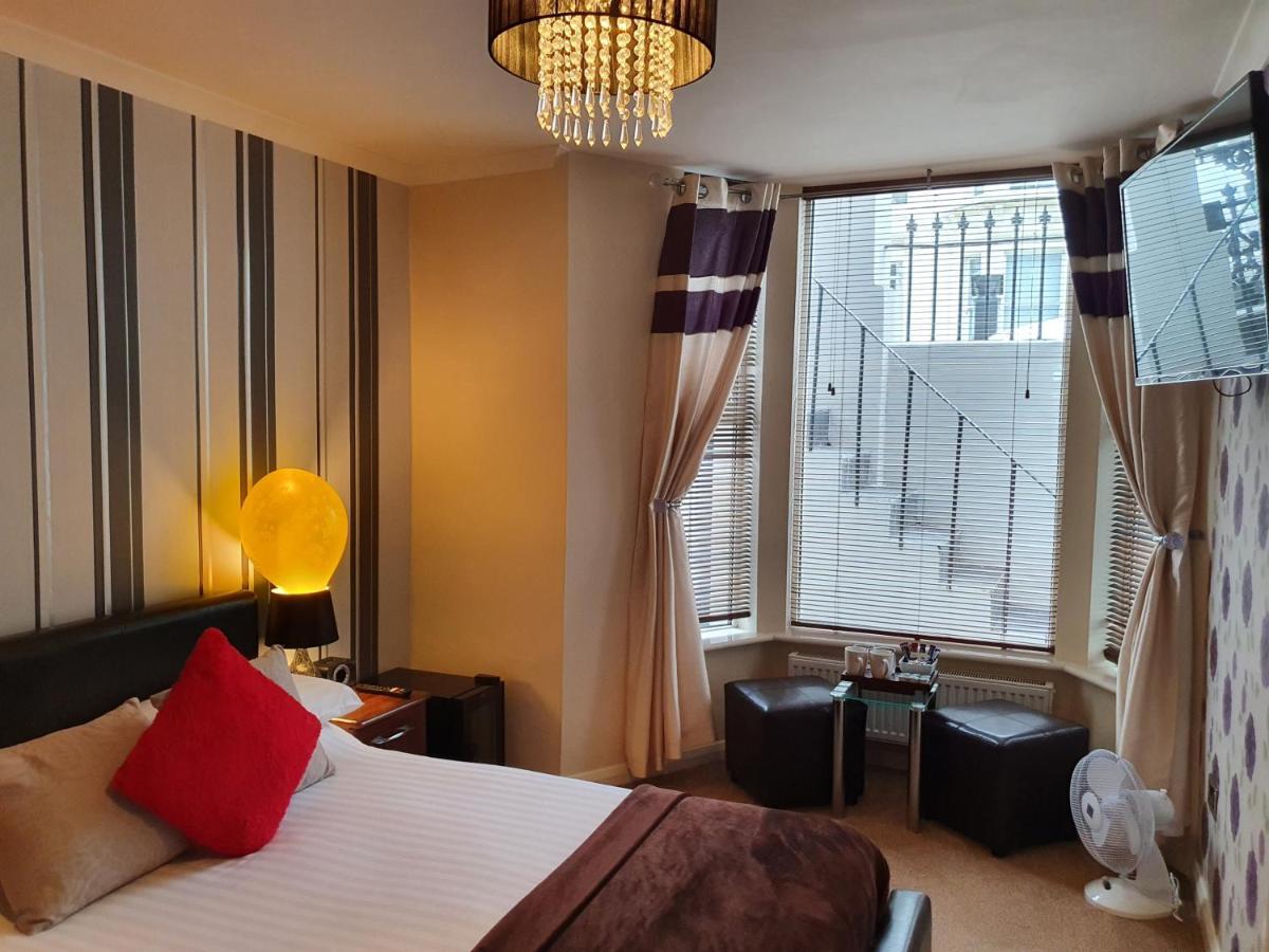 הייסטינגס Senlac Guesthouse מראה חיצוני תמונה
