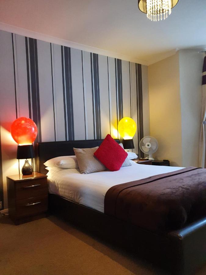 הייסטינגס Senlac Guesthouse מראה חיצוני תמונה