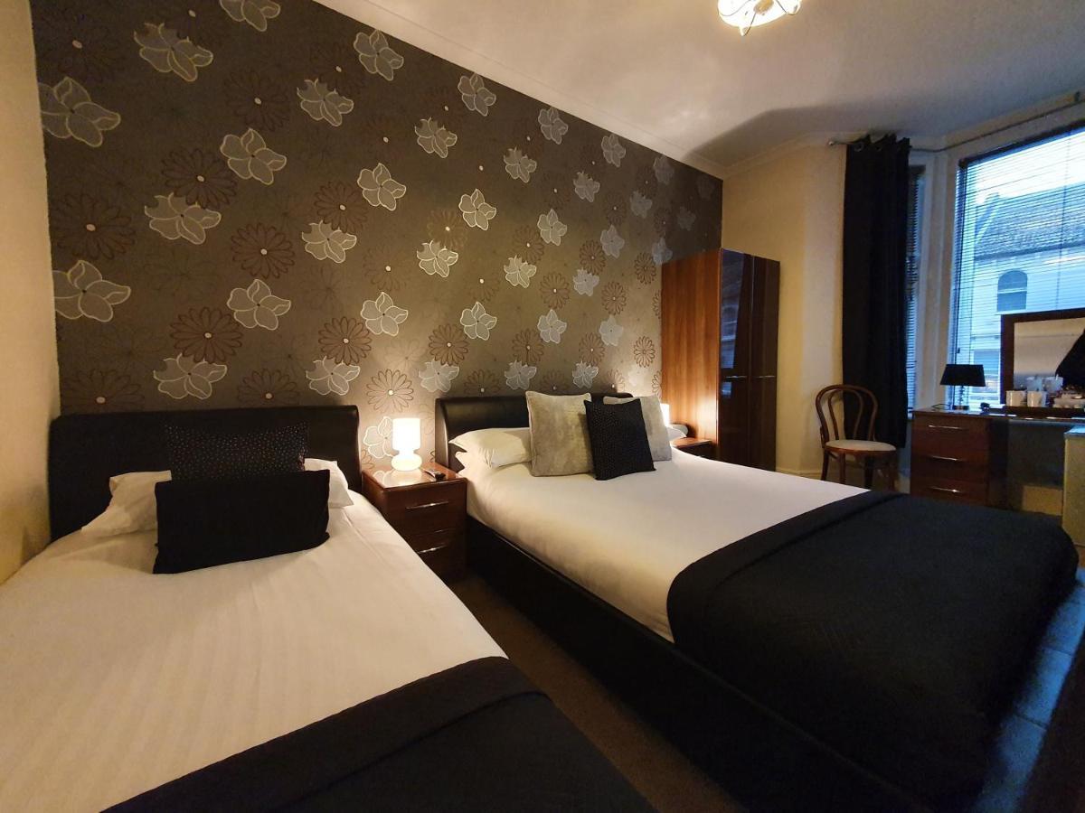 הייסטינגס Senlac Guesthouse מראה חיצוני תמונה